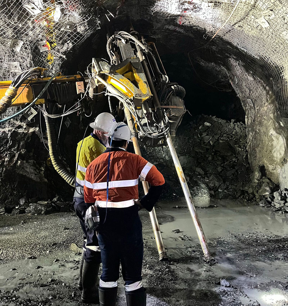 web_UG-scaled-min-mobile